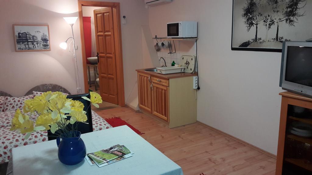 Vecsey Apartman Apartment Eger Luaran gambar